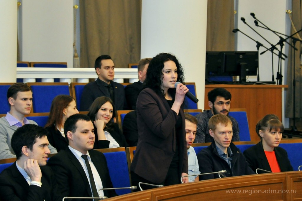 Сотрудники областного Дома молодежи приняли участие во встрече Губернатора Новгородской области с представителями студенческого актива