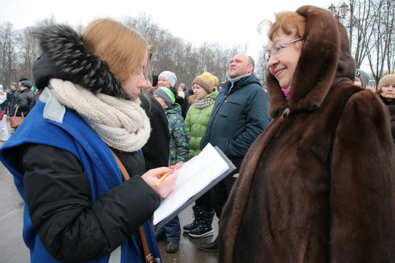 Волонтеры Победы опросили граждан Великого Новгорода