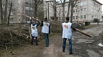 Трудовой десант активистов областного Дома молодёжи и НРОО «ЗА ЧЕСТНОЕ ЖКХ!» высадился в детском саду №43 Великого Новгорода.